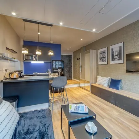 7 Little Cosy Apartment *