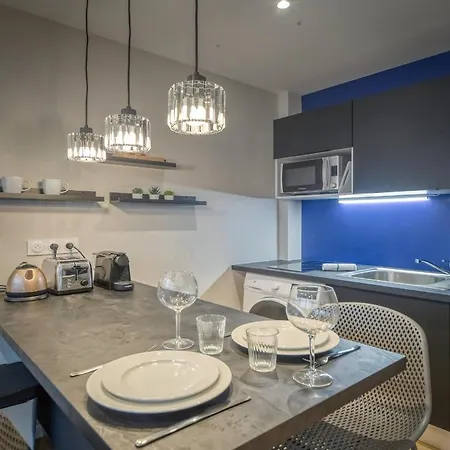 7 Little Cosy Apartment Grenoble
